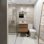 公寓 8kto *
